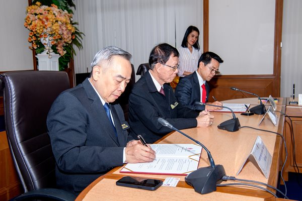 TON_3413.jpg